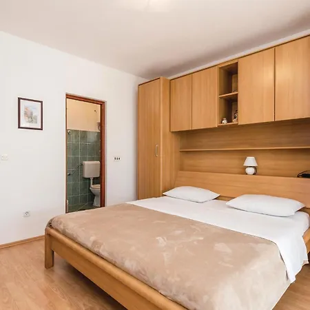1 Bedroom Pet Friendly In Appartement